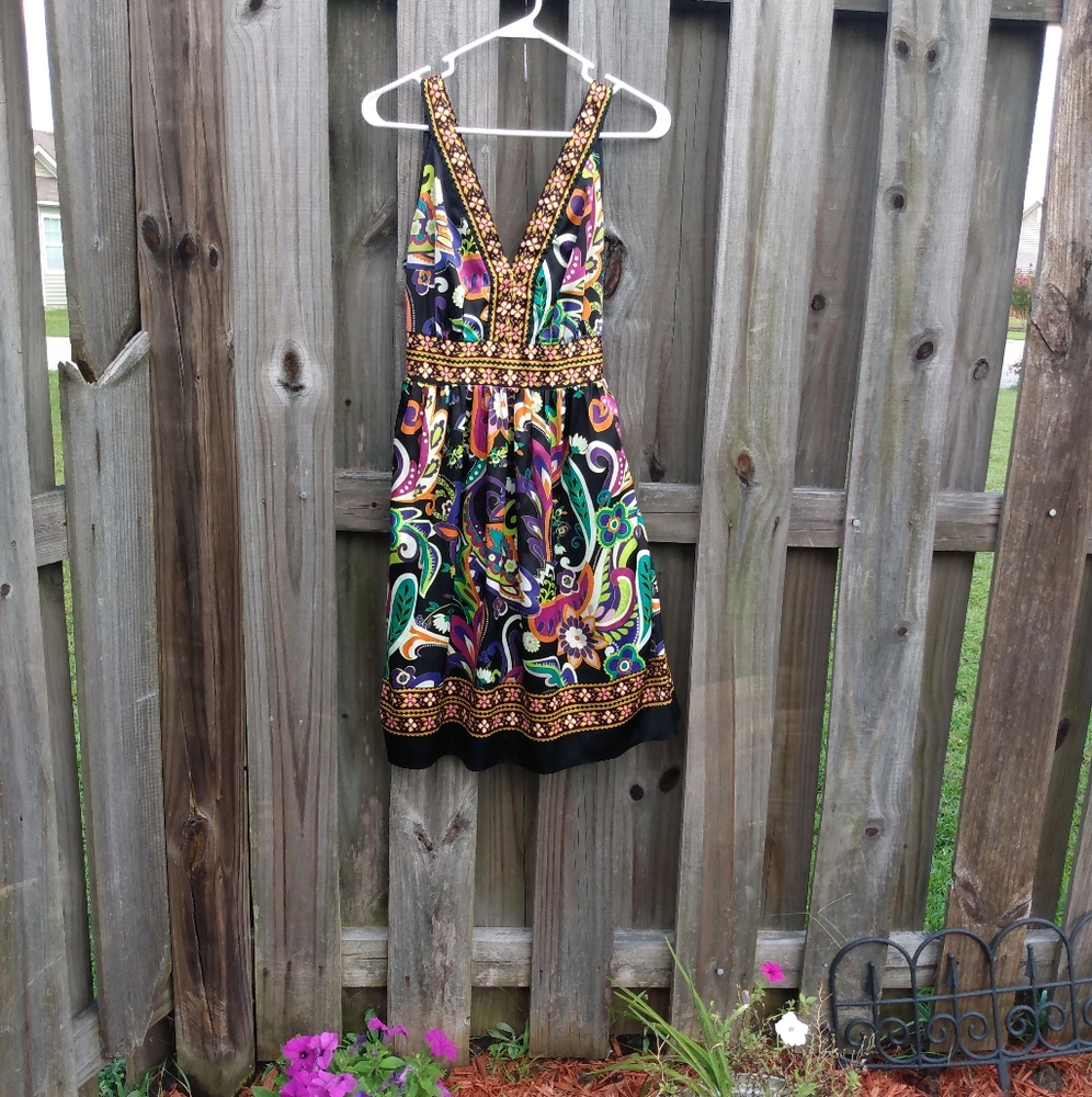 Summer fun dress! Size 8 by Me - Picture 2 of 5